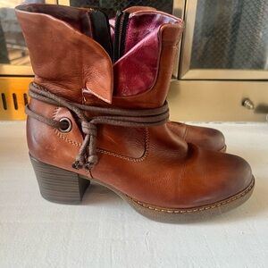 Remonte Brown Leather Ankle Boots